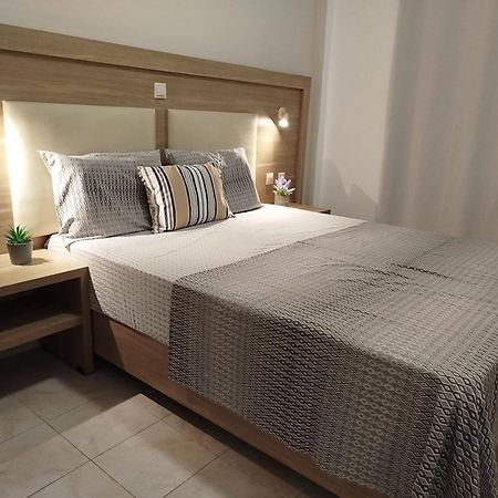 Kelly Apartments Ípszosz Kültér fotó