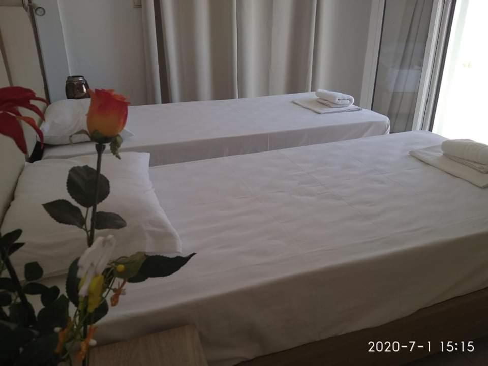 Kelly Apartments Ípszosz Kültér fotó